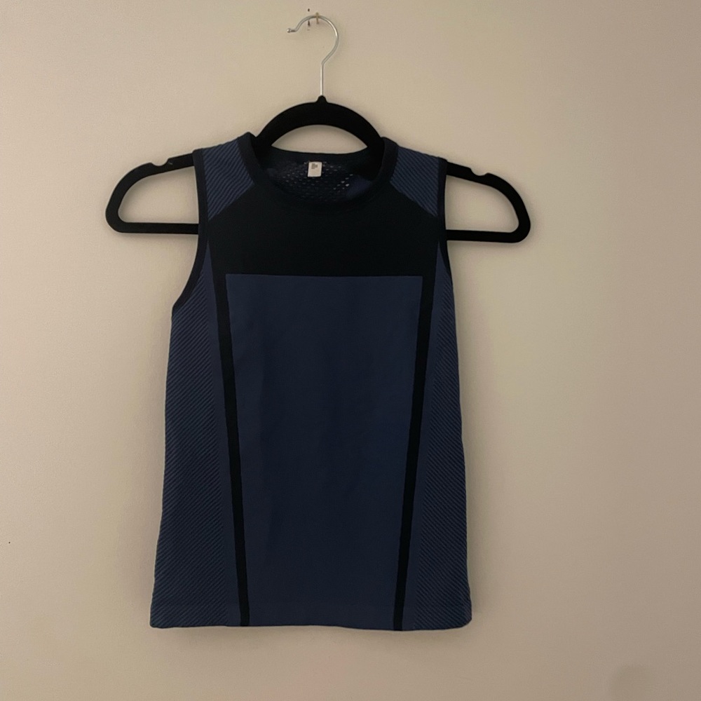 Woman’s Workout top